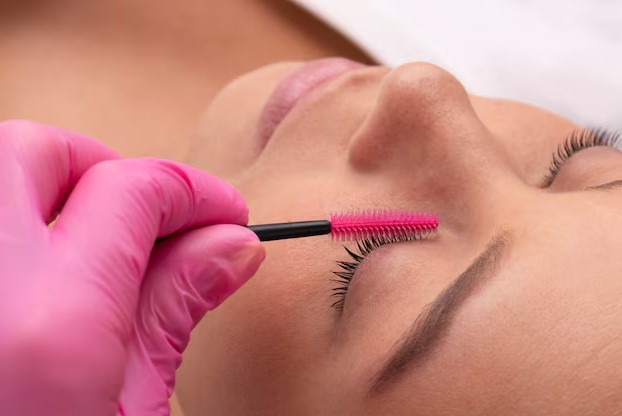Image of waxing service at NY Brows and Threading Salon.